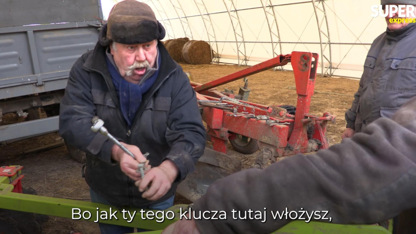 Rolnicy. Podlasie. Walek nie wytrzymał. Gienek z Plutycz naprawiał talerzówkę