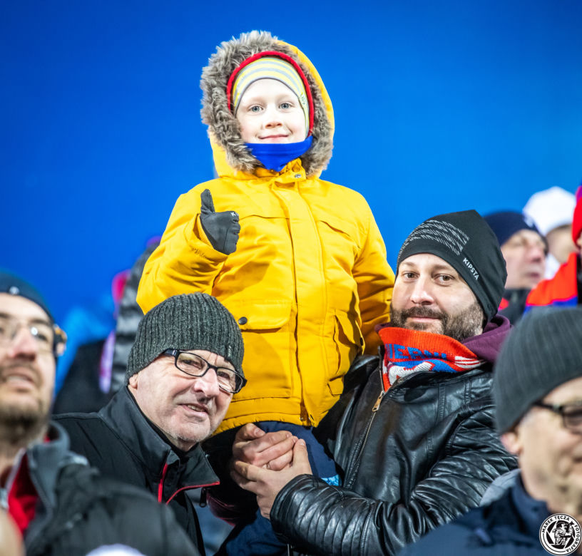 Kibice Rakowa Częstochowa na meczu z Cracovią