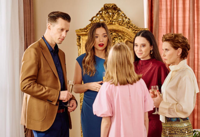 Na Wspólnej, odcinek 4174: Prowokacja Kaliny w dniu ślubu kończy się dramatycznym upadkiem ze schodów - ZDJĘCIA