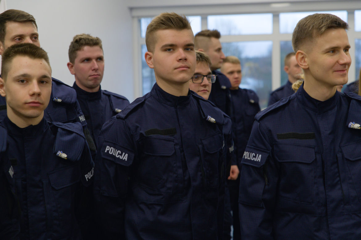 Nowi policjanci w KMP w Białymstoku. Uroczyste ślubowanie