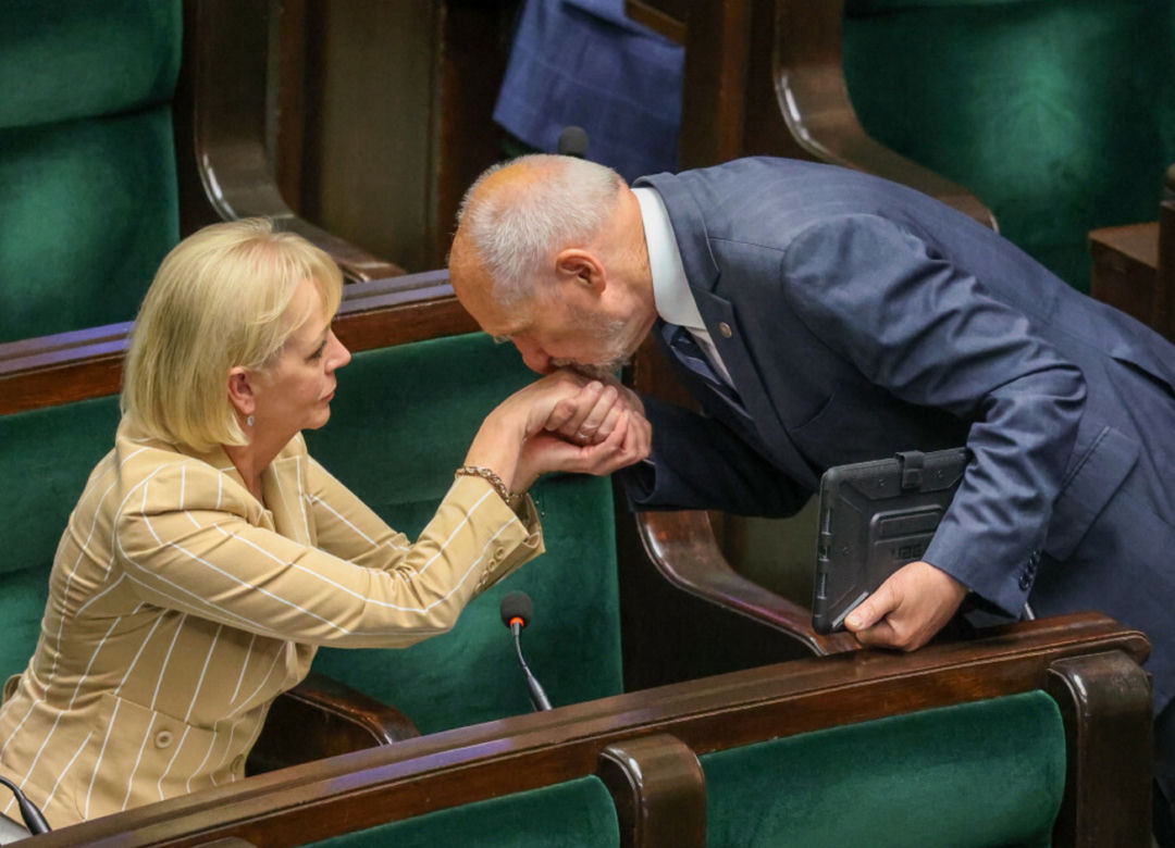 60. posiedzenie Sejmu IX kadencji. Anna Kwiecień, Antoni Macierewicz