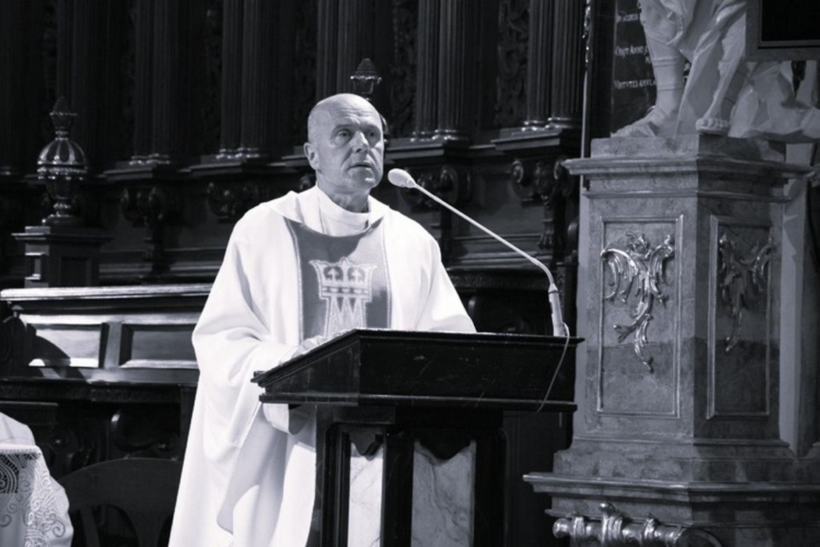 Tragiczny wypadek w Sośniczanach. Nie żyje ks. Stanisław Chmielewski, proboszcz z Sandomierza