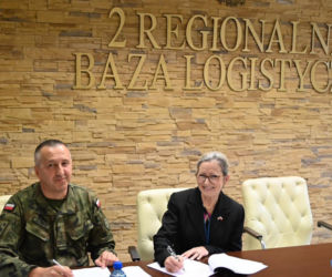 Wojsko Polskie stawia na Ultimate Building Machine. Błyskawiczna budowa hangarów i magazynów staje się faktem