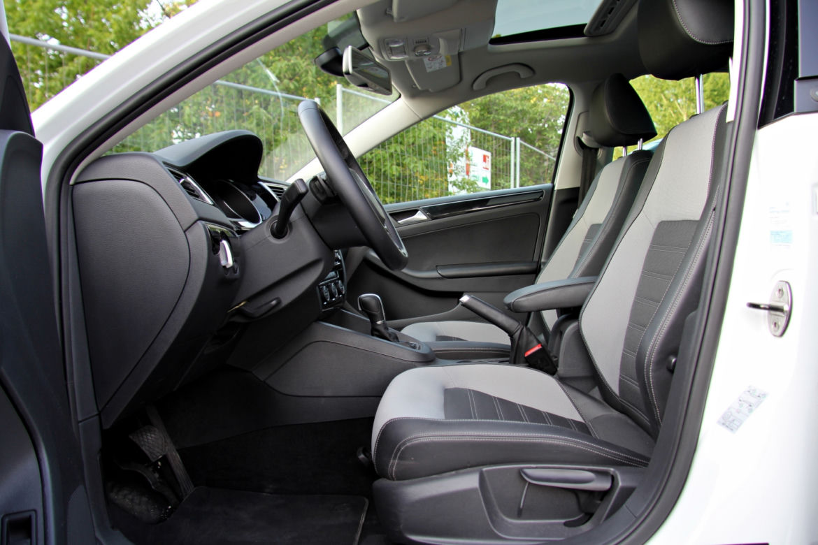 Volkswagen Jetta 1.4 TSI vs. Volkswagen Jetta 2.0 TDI