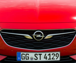 Opel Insignia Sports Tourer OPC Line 2.0 Turbo 260 KM AWD AT