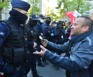 Protest przedsiębiorców pod kancelarią premiera
