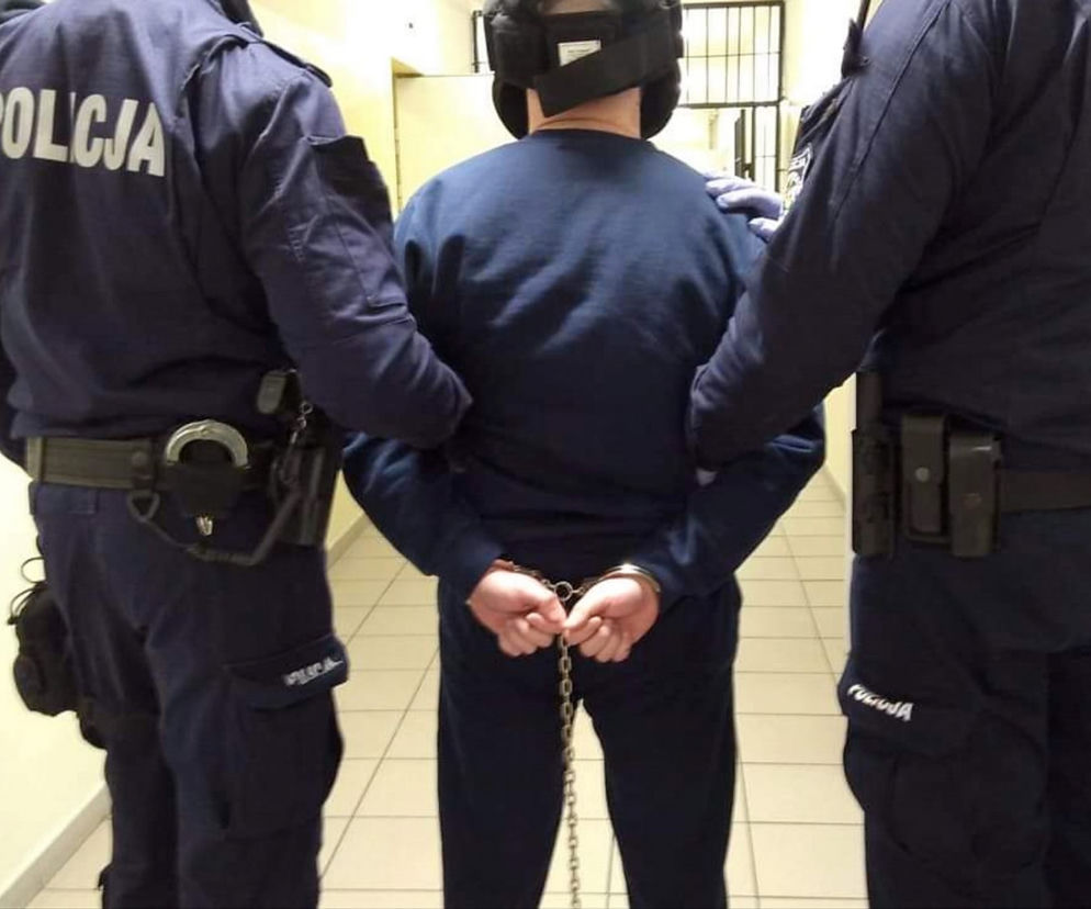 Dźgnął matkę i córkę bo źle zaparkował
