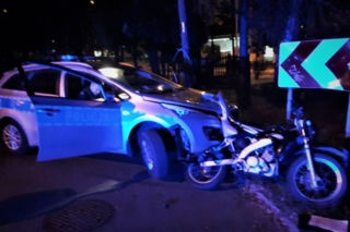 Motocyklista po piwie i marihuanie uciekał policji. Mundurowi musieli zatrzymać go siłą