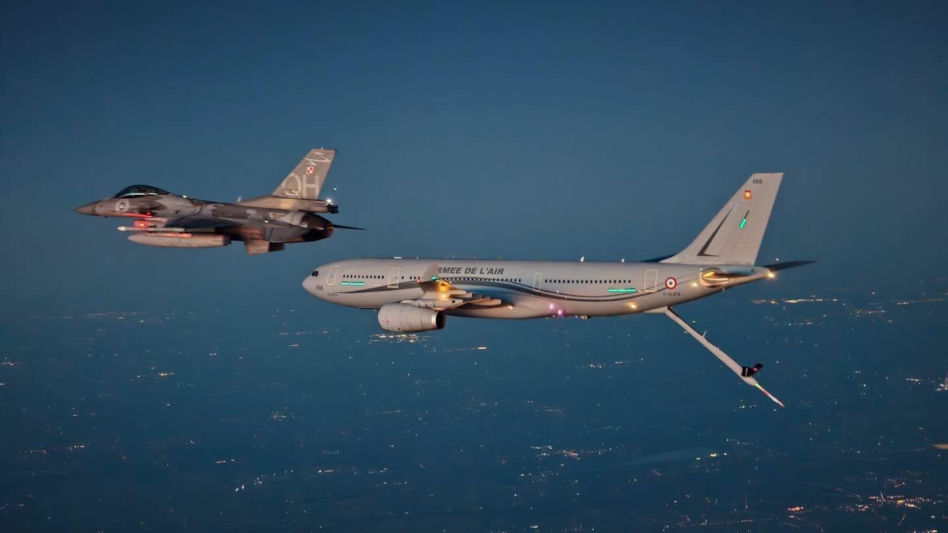 Polski F-16 i francuski Airbus A330 MRTT. Jak wyglądało tankowanie w powietrzu po defiladzie?