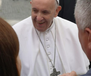 Selfie z Franciszkiem? Małopolscy policjanci na audiencji w Watykanie