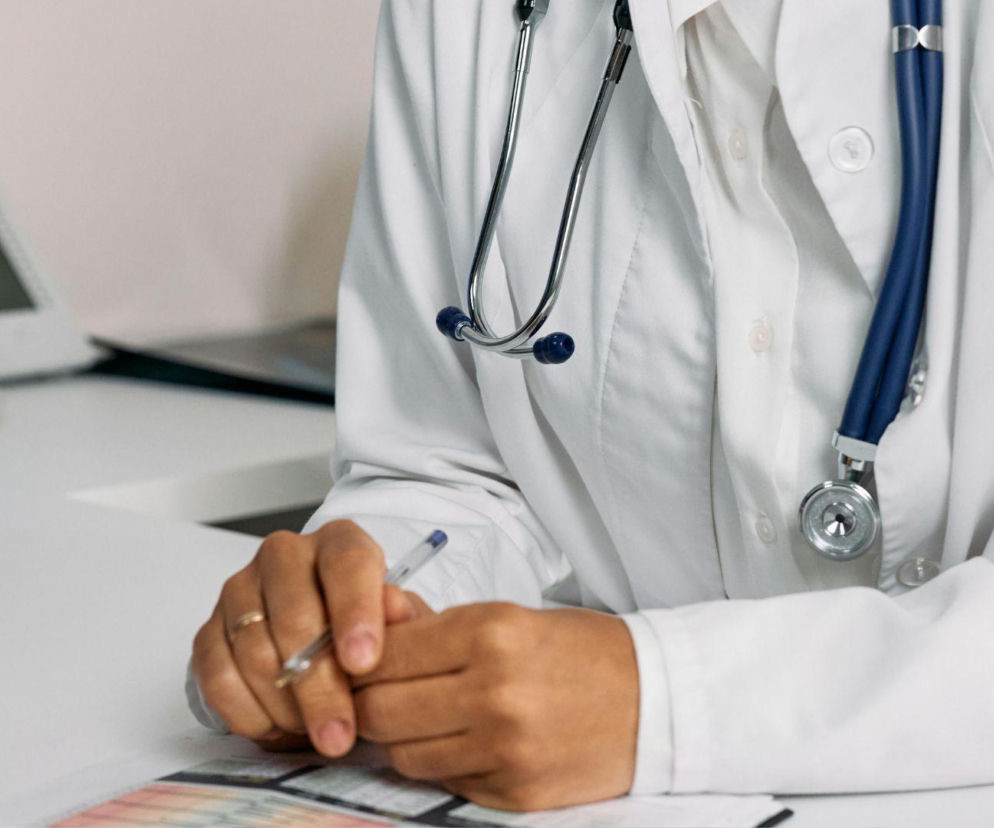 Psychiatra pod lupą śledczych. 168 zwolnień miało być fikcyjnych