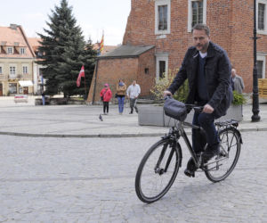Ojciec Mateusz 16 sezon. Artur Żmijewski