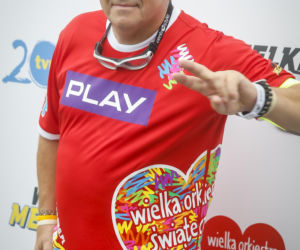 Jerzy Owsiak na przestrzeni lat. Tak zmieniał się jego charakterystyczny wizerunek