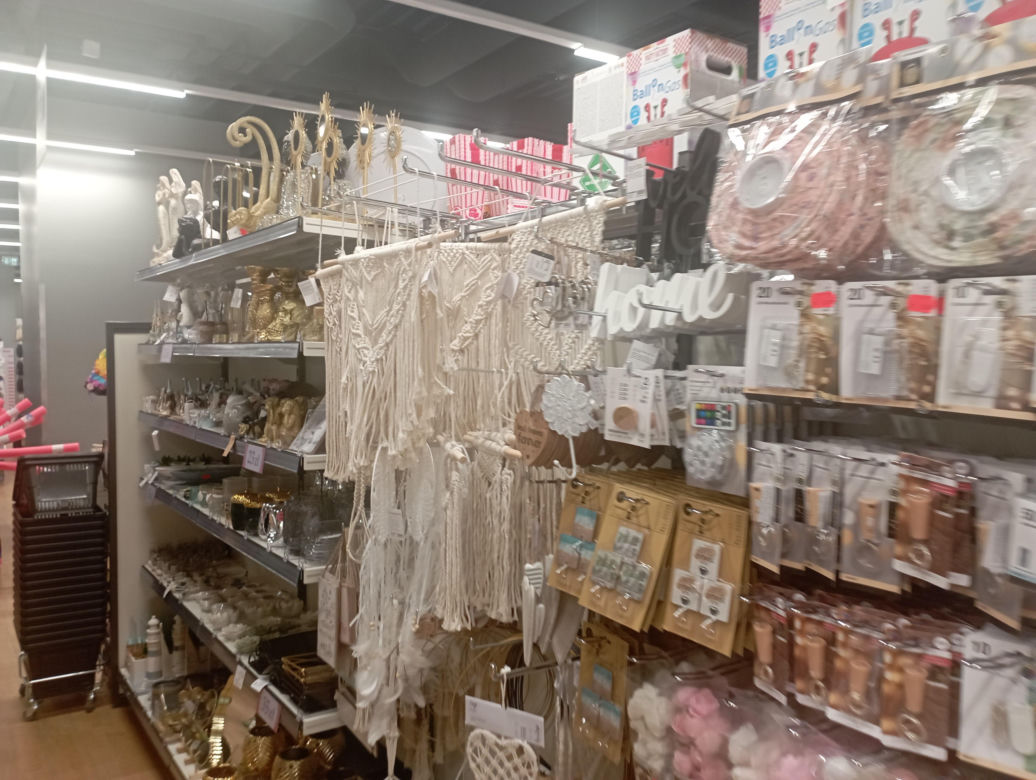 Sklep Woolworth w Poznaniu cieszy się dużą popularnością. Tak wygląda to miejsce trzy miesiące po otwarciu