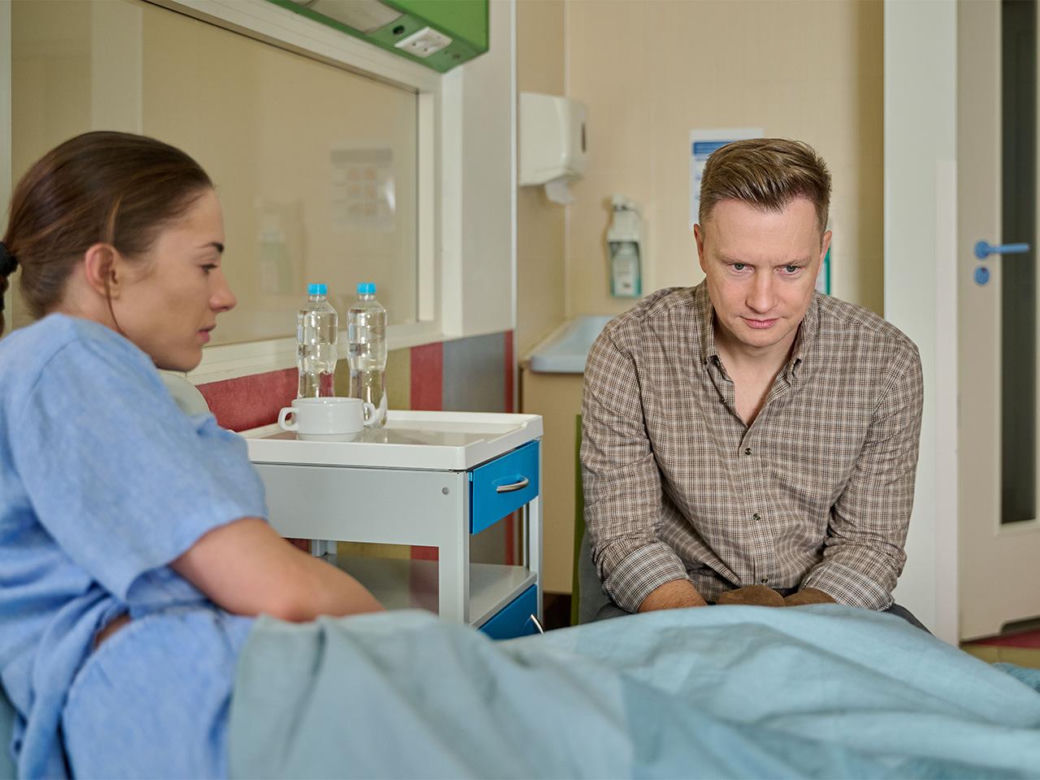 Na Wspólnej, odcinek 3931: Anka (Sonia Mietielica), Igor (Jakub Wesołowski) 