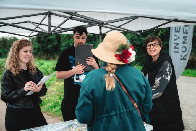 Blaszanka nie zaczyna się od architektury