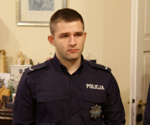 Uratował tonącą w Wiśle kobietę. Podziękowały mu władze Torunia! 