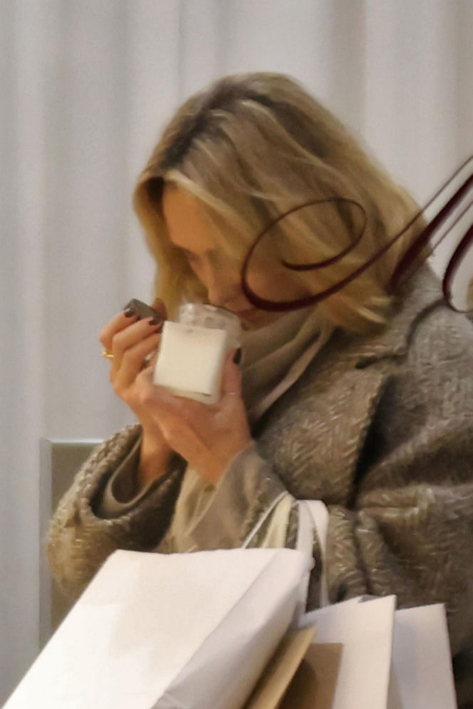 Anna Kalczyńska na zakupach