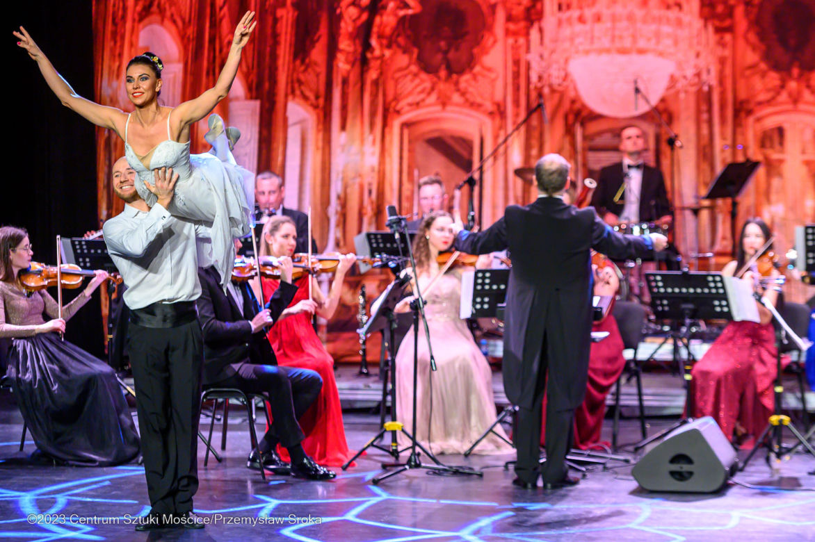 Wielka Gala Noworoczna Vivat Opera! Vivat Operetka! w Centrum Sztuki Mościce