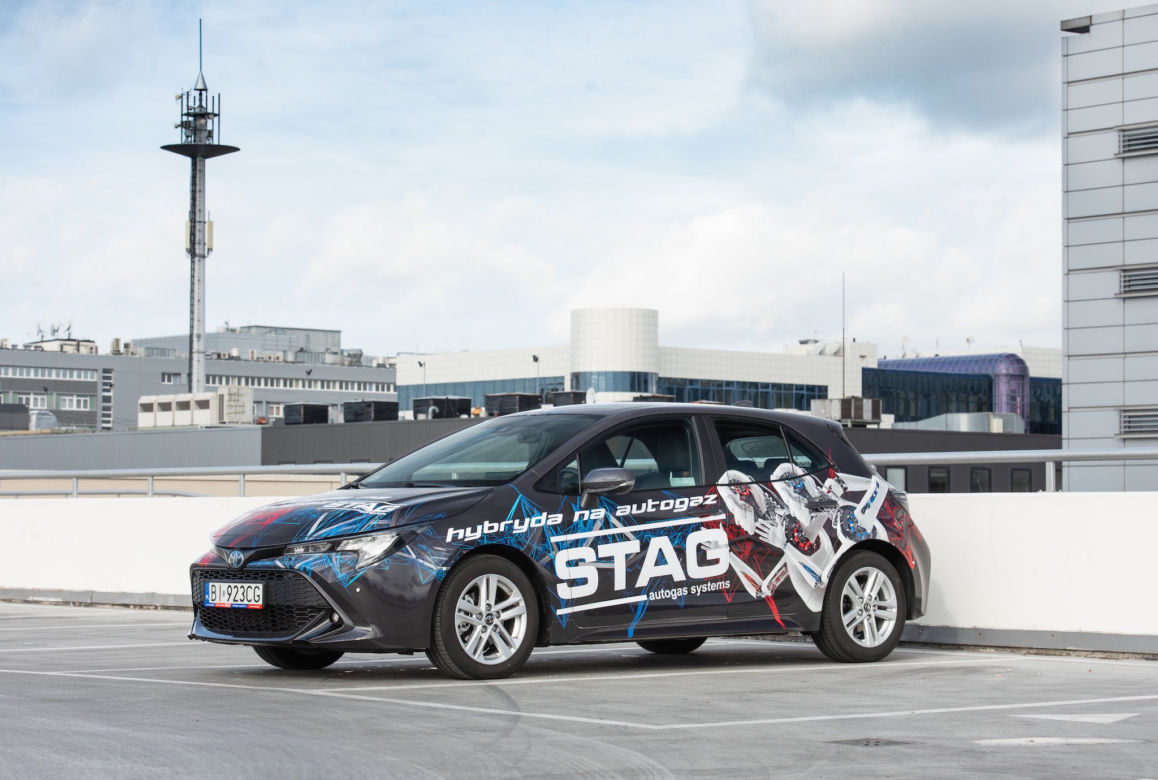 Toyota Corolla Hybrid z instalacją LPG STAG