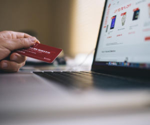 Nowa opłata za zakupy w internecie! Od 1 listopada nowe opłaty