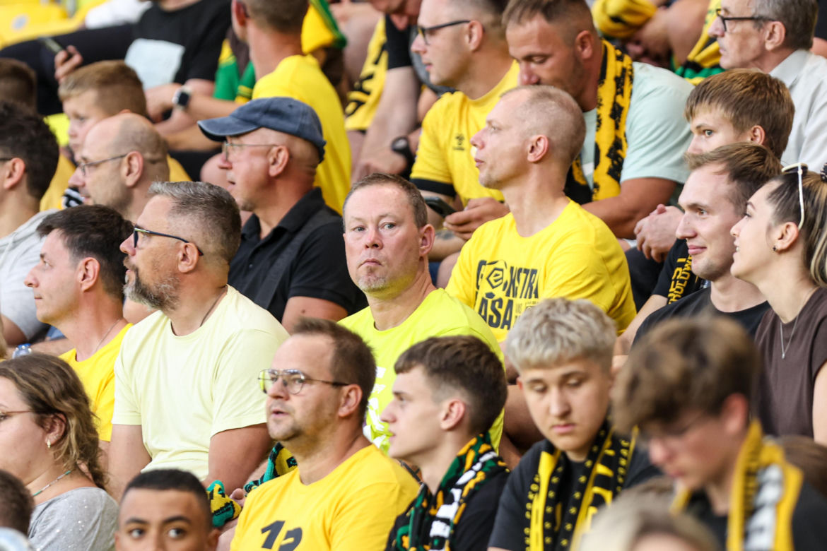Zdjęcia kibiców z meczu GKS Katowice - MSK Żilina