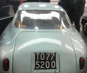 Po 35 latach wyciągnęli unikalną Alfę Romeo z piwnicy. Giulietta SZ została sprzedana za kilkaset tys. euro - ZDJĘCIA