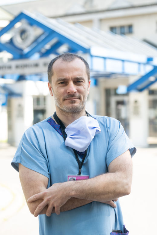 Chirurg dziecięcy Adam Mol ze szpitala w Prokocimiu