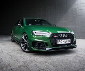 Audi RS4 Avant B9 2.9 TFSI V6 450 KM Tiptronic quattro