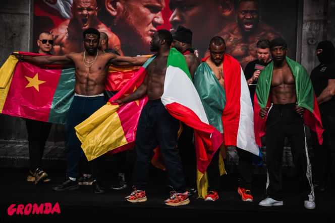 Ring girls Gromda 24