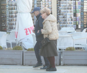 Stefan Friedmann z żoną na spacerze