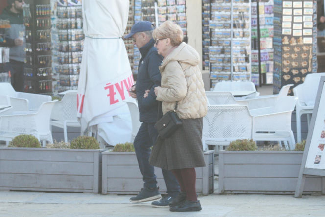 Stefan Friedmann z żoną na spacerze