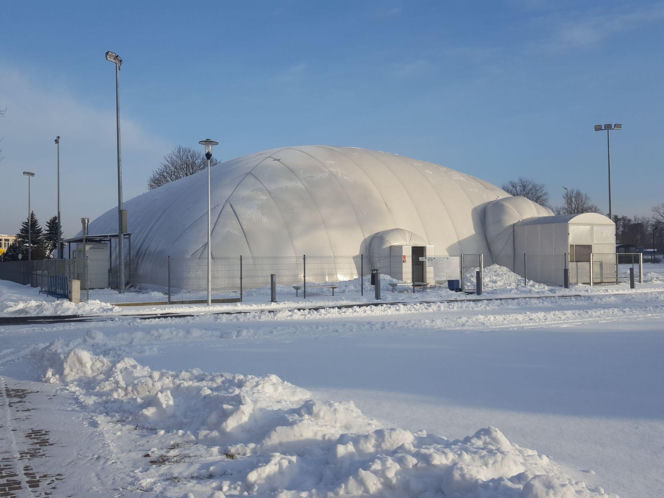 Lodowisko w Lesznie będzie miało nowe zadaszenie? Wiceprezydent miasta zapowiada rozmowy