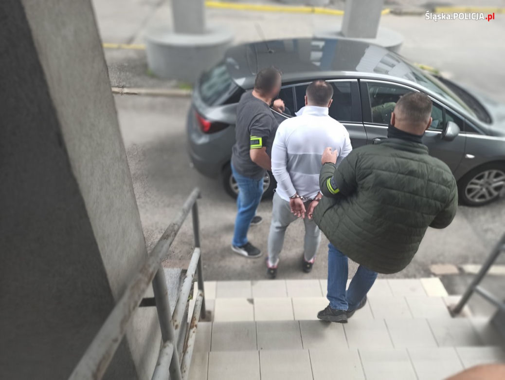 Śląskie: Zakochana para zarabiała na prostytucji. Zmuszali do niej bezbronne kobiety!