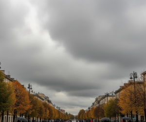 Warszawa pod chmurami. Czy jesień nam zapomniała o słońcu?