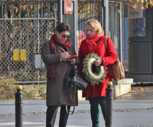 Katarzyna Bosacka w parku