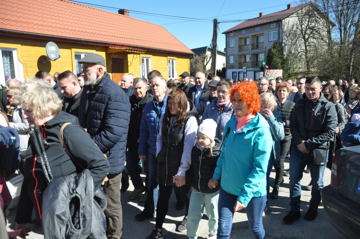Droga Krzyżowa z Nowej Słupi na Święty Krzyż