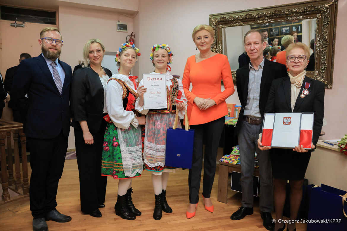 Agata Duda niczym Mandaryna!