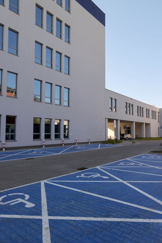 Nowy szpital w Legionowie bez SORu i porodówki. Wpadka ministra? 
