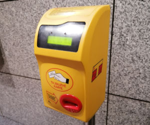 Kasownik w Metrze Marymont
