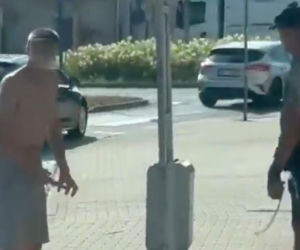 Półnagi mężczyzna z nożem gonił ludzi na ulicy. Dantejskie sceny we Wrocławiu