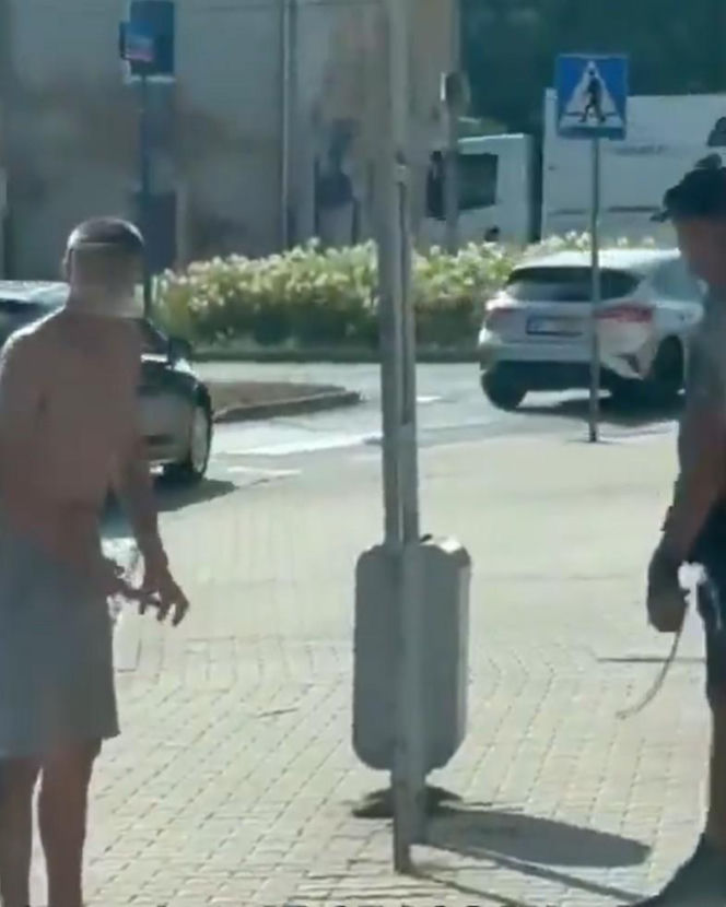 Półnagi mężczyzna z nożem gonił ludzi na ulicy. Dantejskie sceny we Wrocławiu