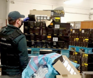 Przemyt w Korczowej.  1,1 mln sztuk papierosów... w ZUPKACH błyskawicznych