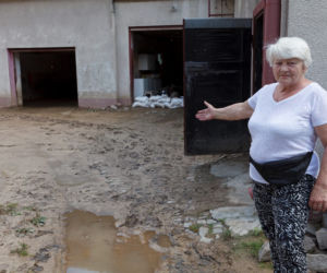 Przez niemiecki rów zalewa nas błoto