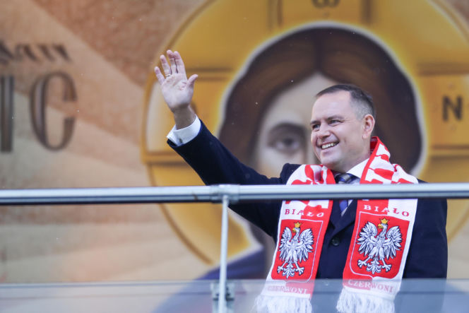 Prezydent na Jasnej Górze wśród kibiców. Podziękował za obronę  hasła „Bóg, Honor, Ojczyzna”