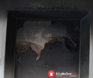 Groźny pożar w bloku na os. Niepodległości w Krakowie