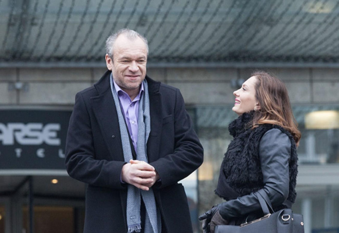 Przyjaciółki. Jerzy Ginter (Mariusz Bonaszewski), Zuza (Anita Sokołowska)