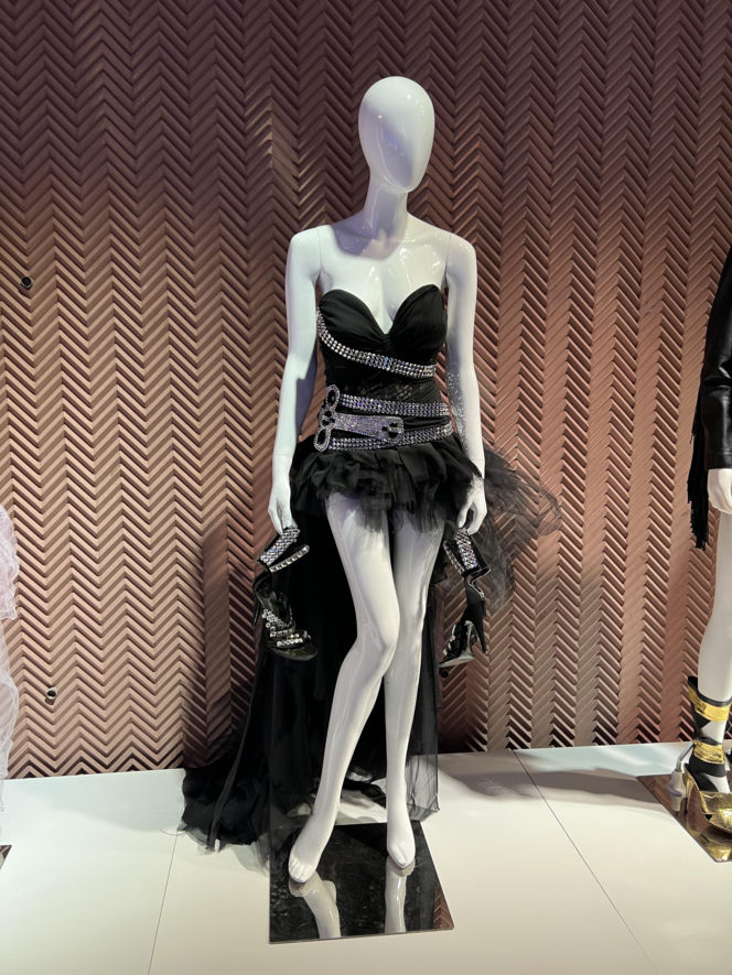 Kultowe stroje Dody i nagrody w jednym miejscu