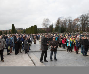Pogrzeb Piotra Szczęsnego, który podpalił się pod Pałacem Kultury w Warszawie