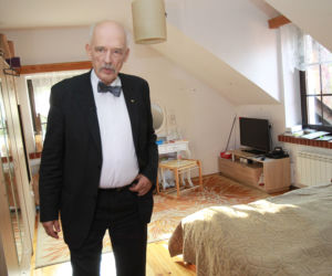  Korwin Mikke: Przyjmę rodzinę uchodźców pod swój dach